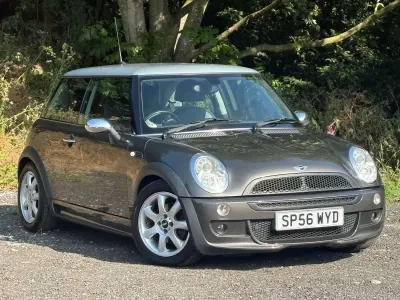 Used Mini Cooper Hatch 116 HP (85 kW) 2006 Grey Hatchback