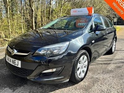 Used Vauxhall Astra Design Edition 136 HP (100 kW) 2014 Black Estate