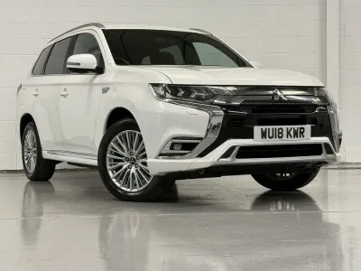 Usado Mitsubishi Outlander P-HEV 2018 Branco SUV