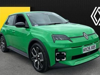 Used Renault R5 Evolution 89 kW (122 HP) 2025 Green Hatchback