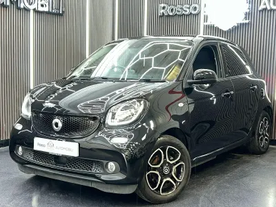Used Smart ForFour Electric Drive Premium 60 kW (82 HP) 2018 Black Hatchback