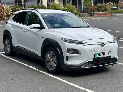 Second-hand Hyundai Kona Premium SE 150 kW (204 CP) 2020 Alb SUV