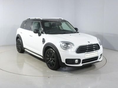White Used 2018 Mini Cooper Countryman SUV | £15,990 (Fair price)