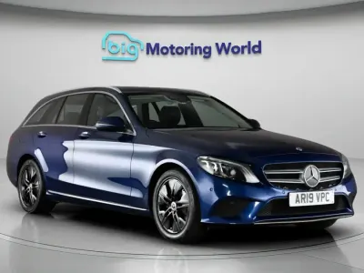Begagnad Mercedes C200 Premium 184 HK (135 kW) 2019 Blå Kombi