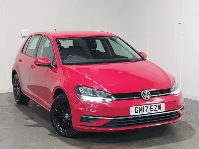 Used VW Golf VII SE 125 HP (91 kW) 2017 Red Hatchback