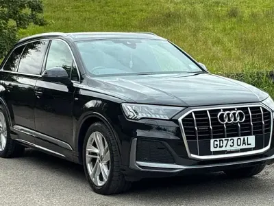 Used Audi Q7 S-Line 231 HP (169 kW) 2024 Black SUV
