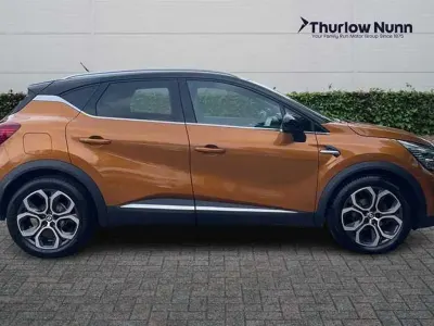 Used Renault Captur Version S 90 HP (66 kW) 2021 Orange and blac SUV