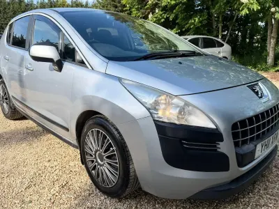 Used Peugeot 3008 Active 112 HP (82 kW) 2011 Silver Estate