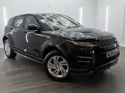 Używany Land Rover Range Rover evoque R-Dynamic 180 KM (132 kW) 2019 Czarny SUV