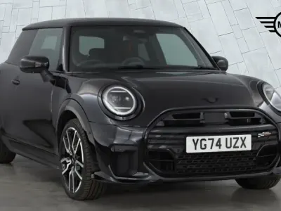 Used Mini Cooper Hatch 154 HP (113 kW) 2024 Black Hatchback
