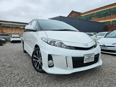Begagnad Toyota Estima 2016 Vit Minibuss
