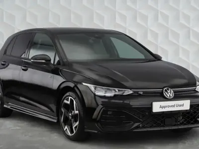 Used VW Golf VIII R-line 150 HP (110 kW) 2025 Hatchback
