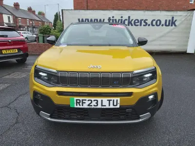 Used Jeep Avenger EV 114 kW (156 HP) 2023 Yellow SUV