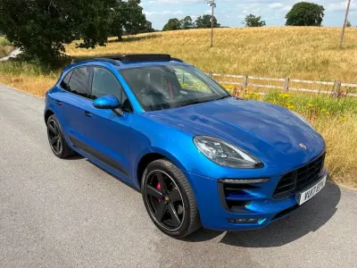 Used Porsche Macan 360 HP (264 kW) 2017 Sapphire blue metallic SUV