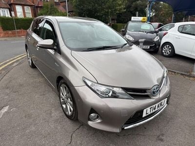 Toyota Auris Hybrid