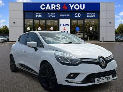 Used Renault Clio Iconic 90 HP (66 kW) 2019 White Hatchback