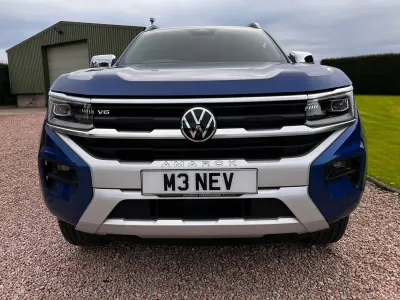 Usado VW Amarok Aventura 2023 Azul Pickup