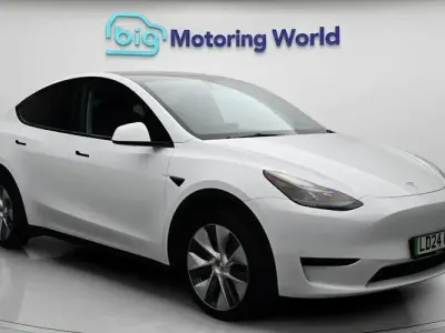 Used Tesla Model Y Standard Range 219 kW (299 HP) 2024 White SUV