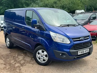 Used Ford Transit Custom Limited 130 HP (95 kW) 2017 Blue Van