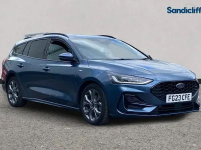 Second-hand Ford Focus ST-Line 125 CP (91 kW) 2023 Albastru Break