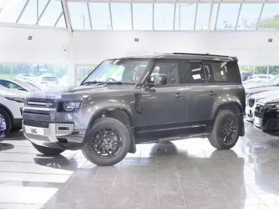 Używany Land Rover Defender Dynamic 300 KM (220 kW) 2023 Szary SUV