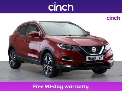 Red Used 2019 Nissan Qashqai N-Connecta SUV | £11,029 (Fair price)