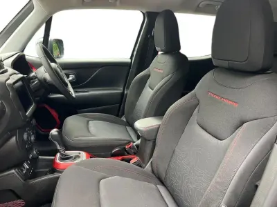 Used Jeep Renegade Trailhawk 237 HP (174 kW) 2022 Black SUV