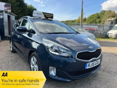 Used Kia Carens