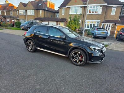Mercedes GLA220