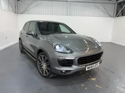 Used Porsche Cayenne 262 HP (192 kW) 2016 Grey SUV