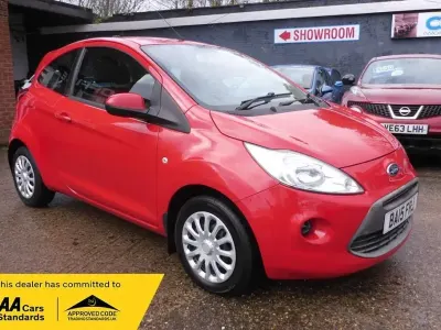 Używany Ford Ka S 69 KM (50 kW) 2015 Czerwony Hatchback