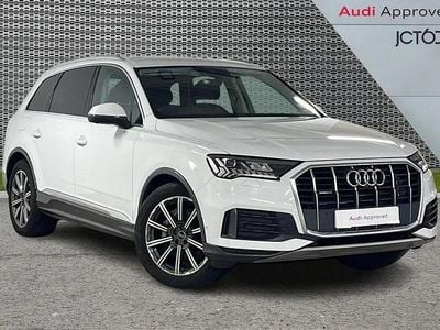 White Used 2022 Audi Q7 Sport SUV | £35,999 (Fair price)