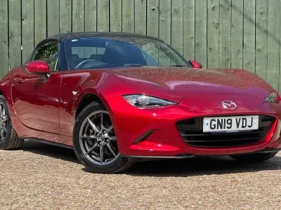 Used Mazda MX5 Inclusive 132 HP (97 kW) 2019 Red Cabriolet