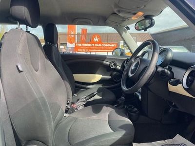 Used Mini Cooper Hatch 122 HP (89 kW) 2010 Hatchback