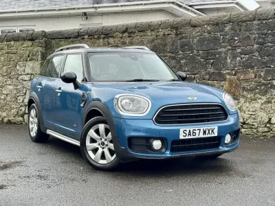 Usado Mini Cooper D 150 CV (110 kW) 2017 Azul Utilitario