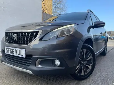 Begagnad Peugeot 2008 Allure 2016 Grå SUV