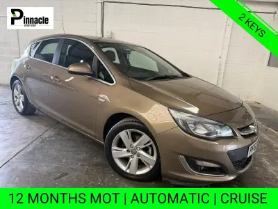 Used Vauxhall Astra SRi 165 HP (121 kW) 2013 Bronze Hatchback