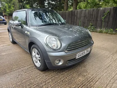 Używany Mini Cooper Hatch 2009 Szary Hatchback
