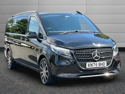 Used Mercedes V300 Premium 234 HP (172 kW) 2025 Obsidian black MPV