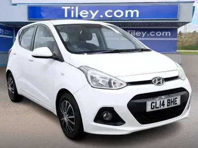 Used Hyundai i10 SE 67 HP (49 kW) 2014 White Hatchback
