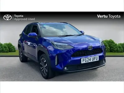 Used Toyota Yaris Cross Design 116 HP (85 kW) 2024 Blue SUV