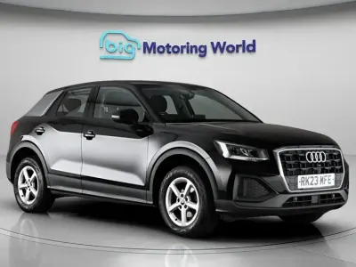 Usado Audi Q2 110 CV (80 kW) 2023 Negro SUV