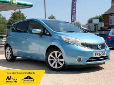 Used Nissan Note Tekna 90 HP (66 kW) 2016 Blue Hatchback