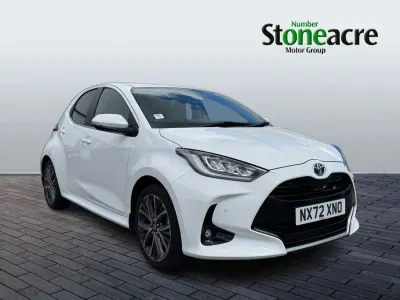Second-hand Toyota Yaris Hybrid 116 CP (85 kW) 2022 Alb Hatchback