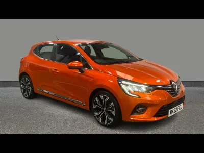 Usado Renault Clio V SE 2022 Naranja Utilitario