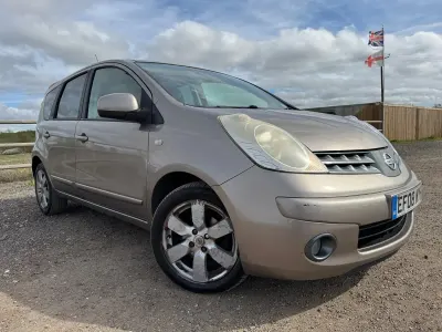 Begagnad Nissan Note Tekna 110 HK (80 kW) 2008 Beige Halvkombi