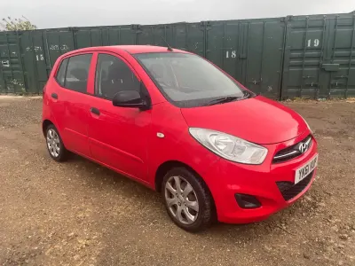 Usata Hyundai i10 Classic 86 CV (63 kW) 2011 Rosso Utilitaria