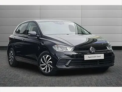 Used VW Polo Life 95 HP (69 kW) 2023 Black Hatchback
