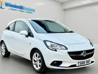 Used Vauxhall Corsa 75 HP (55 kW) 2019 White Hatchback