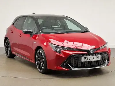 Used Toyota Corolla Sport 122 HP (89 kW) 2021 Red Hatchback